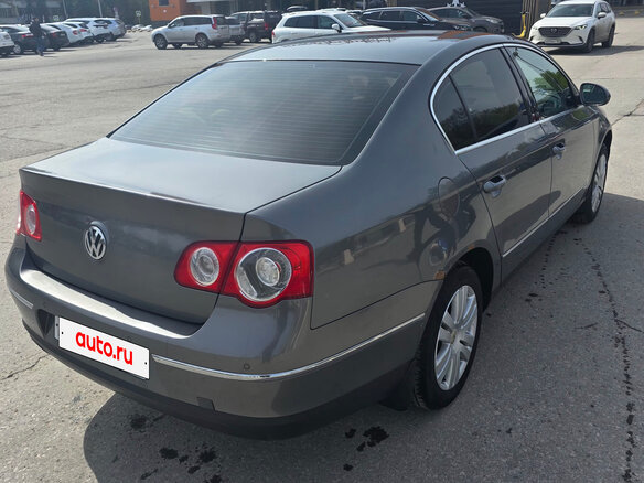 2008 Volkswagen Passat B6, серый - вид 1