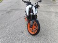 2014 KTM 390 Duke, белый - вид 4