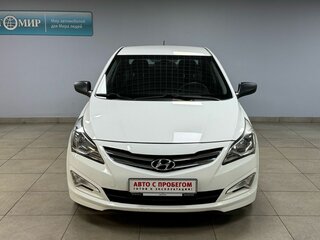 2014 Hyundai Solaris I Рестайлинг, белый, 935000 рублей, вид 2