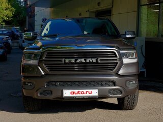 2018 Ram 1500 Crew Cab V, серый, 5999999 рублей, вид 2