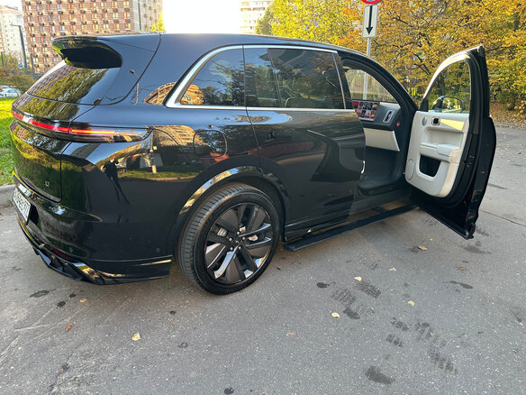 2023 Li Auto (Lixiang) L7 I, чёрный, 5700000 рублей - вид 3