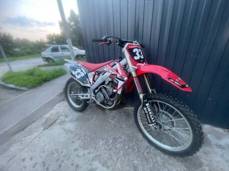 2013 Honda CRF 250R, красный, 290000 рублей, вид 3