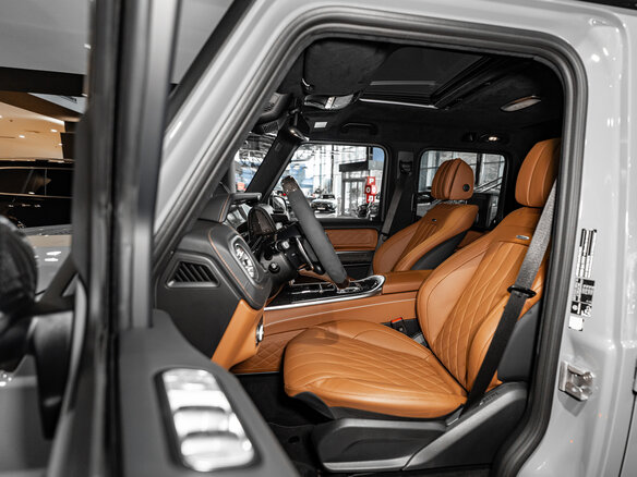 2026 Mercedes-Benz G-Класс AMG 63 AMG II (W465) Рестайлинг, серый - вид 15
