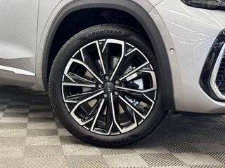 2026 Geely Monjaro (Xingyue L) I Рестайлинг 2 (China Market), серый, 4220000 рублей, вид 4