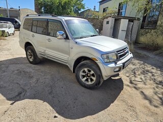 2000 Mitsubishi Montero III, серебристый, 590000 рублей, вид 1