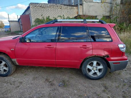 2002 Mitsubishi Outlander I, красный, 250000 рублей, вид 4