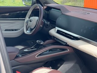 2024 Geely Monjaro I, серый, 3099000 рублей, вид 5
