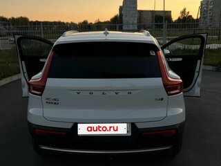 2021 Volvo XC40 I, белый, 3500000 рублей, вид 5