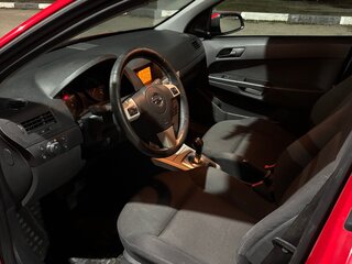 2008 Opel Astra H Рестайлинг, красный, 410000 рублей, вид 5