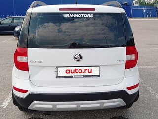 2016 Skoda Yeti I Рестайлинг, белый, 1320000 рублей, вид 2