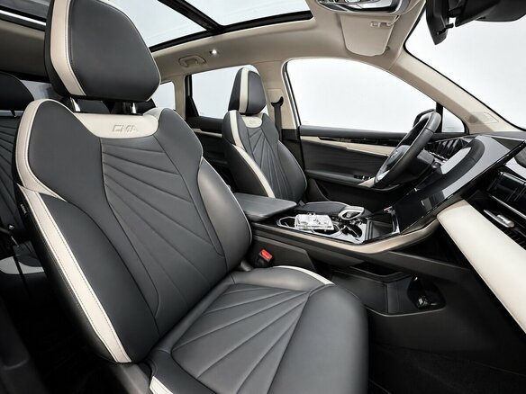 2024 Geely Atlas II, серый, 2655000 рублей - вид 11