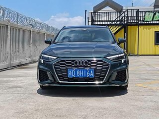 2022 Audi A3 Sportback 35 TFSI IV (8Y), зелёный, 1685325 рублей, вид 2