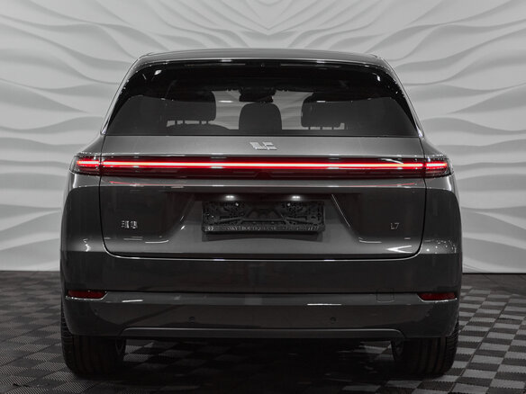 2026 Li Auto (Lixiang) L7 52.3 kWh I Рестайлинг, серый, 10590000 рублей - вид 6