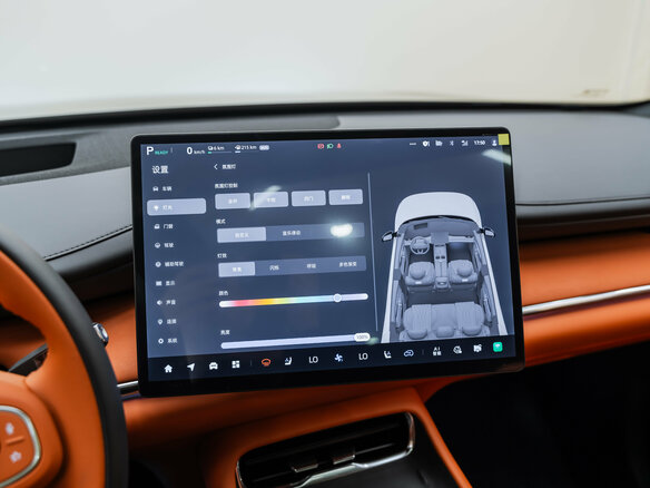2026 Changan Qiyuan Q07 31.7 kWh, чёрный, 3750000 рублей - вид 32
