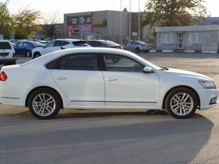 2016 Volkswagen Passat (North America and China) I Рестайлинг, белый, 1669000 рублей, вид 4