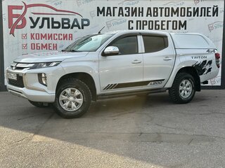 2019 Mitsubishi L200 V Рестайлинг, белый, 2156000 рублей, вид 3