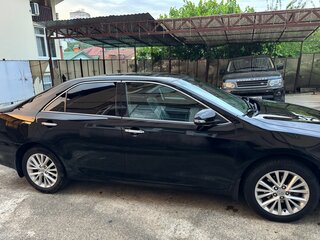 2014 Toyota Camry VII (XV50) Рестайлинг, чёрный, 1790000 рублей, вид 4