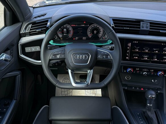 2026 Audi Q3 35 TFSI II (F3), серый, 3780000 рублей - вид 13