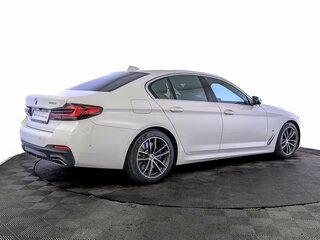 2021 BMW 5 серии 520i VII (G30/G31/G38) Рестайлинг, белый, 4600000 рублей, вид 5