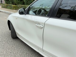 2010 BMW 1 серии 116i I (E81/E82/E87/E88) Рестайлинг, белый, 700000 рублей, вид 5