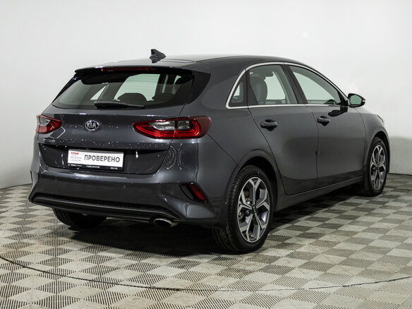 2018 Kia Ceed III, серый, 1840000 рублей - вид 4