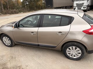 2011 Renault Megane III, бежевый, 580000 рублей, вид 3