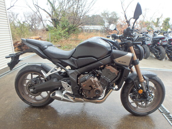 2025 Honda CB 650R, чёрный, 1250000 рублей - вид 1