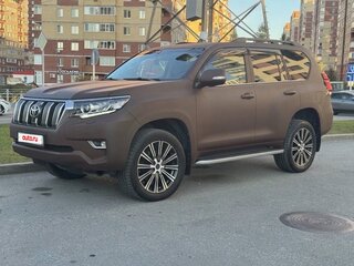2017 Toyota Land Cruiser Prado 150 Series Рестайлинг 2, коричневый, 4430000 рублей, вид 1