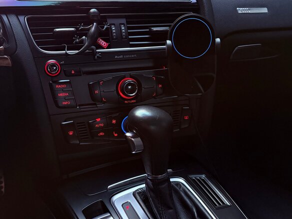 2010 Audi A5 I (8T), чёрный, 1300000 рублей - вид 20