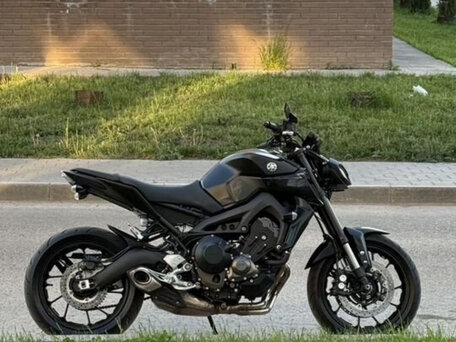 2020 Yamaha MT-09 (FZ-09), чёрный, 620000 рублей, вид 2