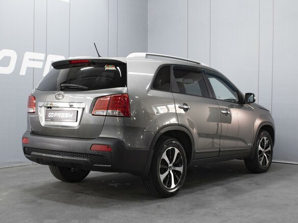 2009 Kia Sorento II, серый - вид 1