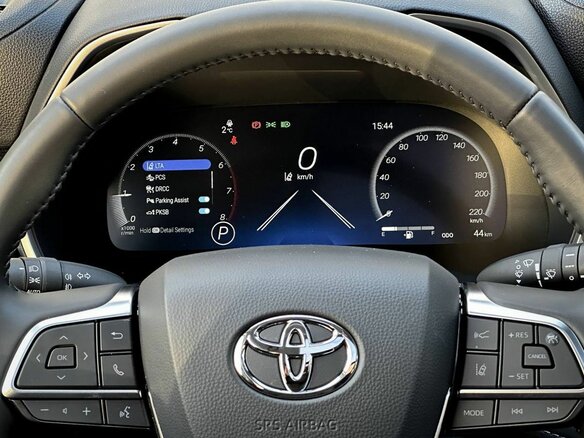 2025 Toyota Highlander IV (XU70), белый, 5650000 рублей - вид 9