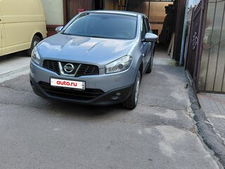 2010 Nissan Qashqai I Рестайлинг, серый, 950000 рублей, вид 3