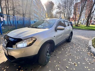 2011 Nissan Qashqai I Рестайлинг, серебристый, 751000 рублей, вид 1