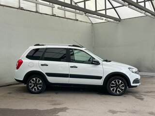 2026 Lada (ВАЗ) Granta Cross I Рестайлинг, белый, 1191000 рублей, вид 5