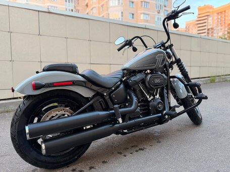 2024 Harley-Davidson Street Bob, серый, 1290000 рублей, вид 5