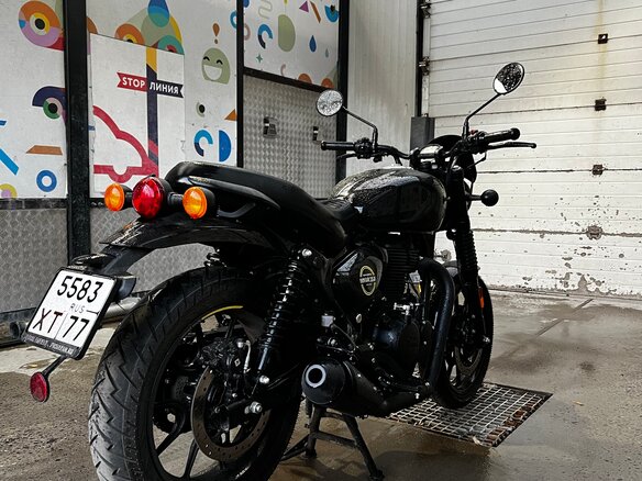 2024 Royal Enfield Hunter, чёрный, 365000 рублей - вид 4