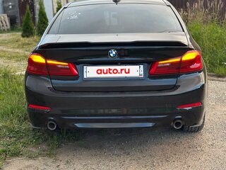 2017 BMW 5 серии 520d VII (G30/G31/G38), чёрный, 3250000 рублей, вид 4