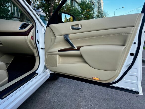 2010 Nissan Teana II (J32), белый, 1200000 рублей - вид 12