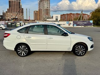 2021 Lada (ВАЗ) Granta I Рестайлинг, белый, 520000 рублей, вид 3