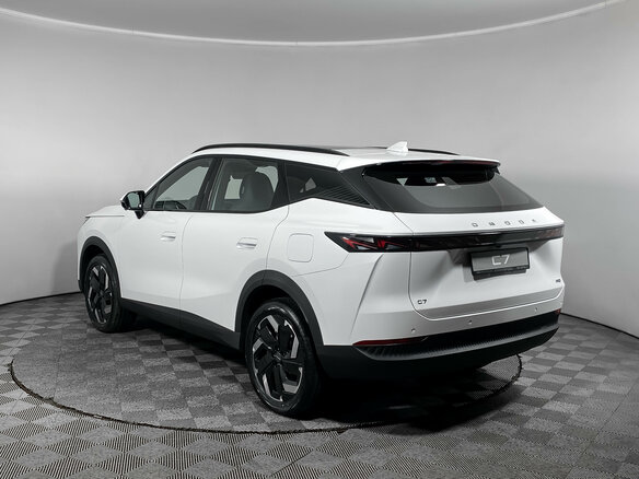 2026 Omoda C7, белый - вид 6