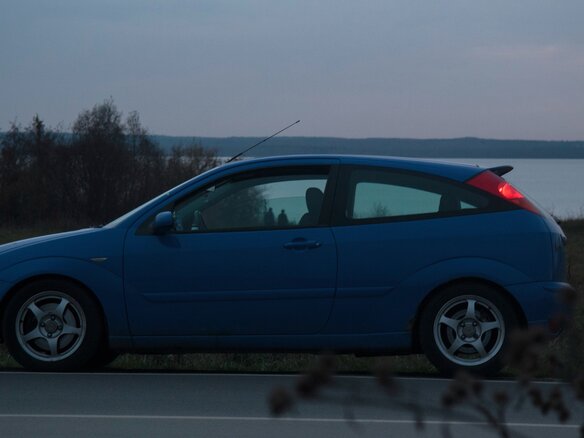 2002 Ford Focus ST ST170 I, синий, 495000 рублей - вид 1