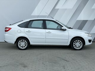 2015 Lada (ВАЗ) Granta I, белый, 468000 рублей, вид 4