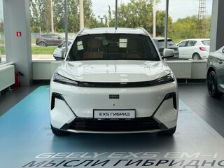 2026 Geely EX5 Гибрид EM-R, белый, 3829990 рублей, вид 1