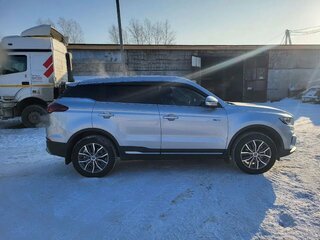 2024 Geely Atlas Pro, серый, 2000000 рублей, вид 4