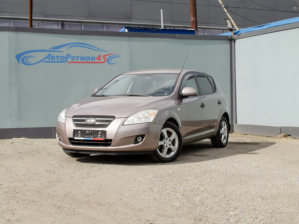 2008 Kia Ceed I, бежевый