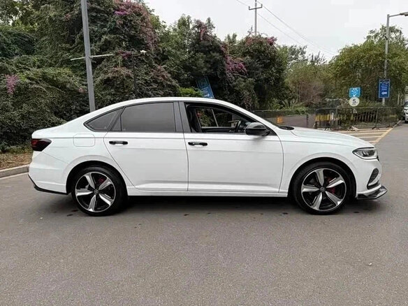 2023 Volkswagen Lavida III Рестайлинг, белый - вид 7