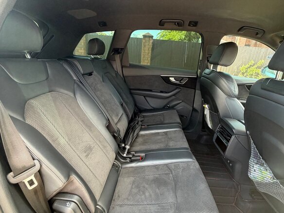 2020 Audi Q7 45 TDI II (4M) Рестайлинг, белый, 6500000 рублей - вид 8