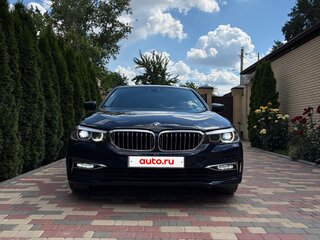 2019 BMW 5 серии 530e VII (G30/G31/G38), синий, 2890000 рублей, вид 3