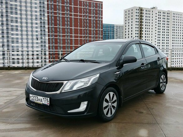 2015 Kia Rio 6-speed III, чёрный, 840000 рублей - вид 2
